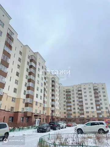 2-комнатная квартира, этаж 3 из 9, 60 м²