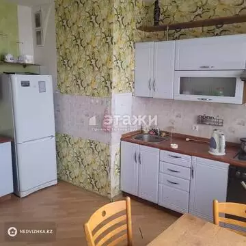 2-комнатная квартира, этаж 15 из 22, 80 м²