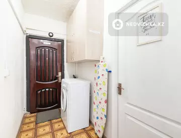 1-комнатная квартира, этаж 1 из 4, 15 м², посуточно