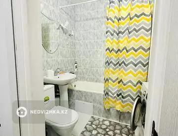 1-комнатная квартира, этаж 2 из 9, 40 м², посуточно