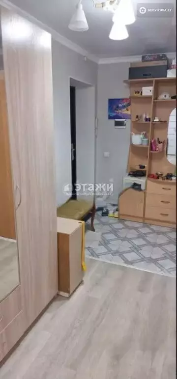 2-комнатная квартира, этаж 3 из 6, 60 м²