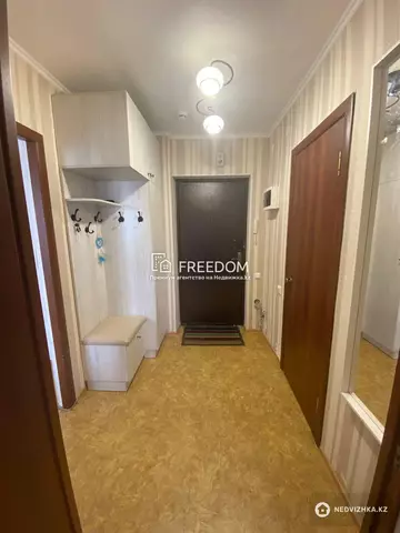 1-комнатная квартира, этаж 11 из 11, 34 м²