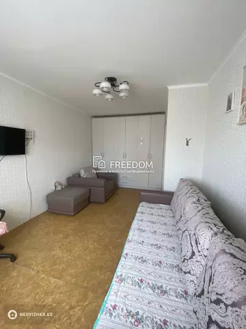 1-комнатная квартира, этаж 11 из 11, 34 м²