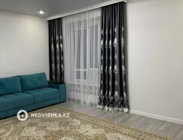 2-комнатная квартира, этаж 9 из 9, 70 м², на длительный срок