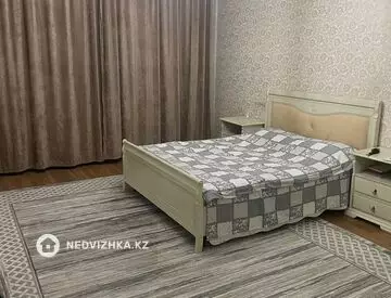 3-комнатная квартира, этаж 8 из 10, 165 м², на длительный срок