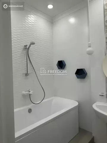 3-комнатная квартира, этаж 3 из 14, 95 м²