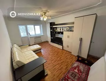 4-комнатная квартира, этаж 5 из 5, 80 м²