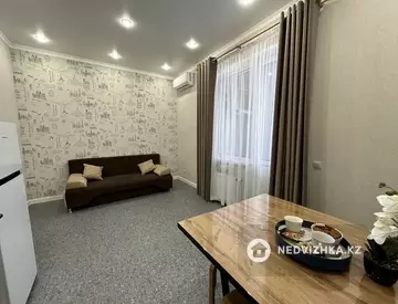 2-комнатная квартира, этаж 2 из 7, 50 м², посуточно