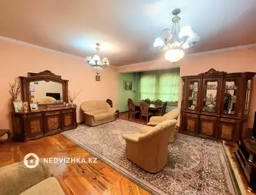 300 м², 9-комнатный дом, 14 соток, 300 м², изображение - 15