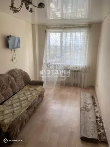 1-комнатная квартира, этаж 9 из 10, 32 м²