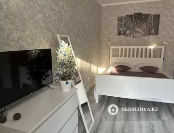 1-комнатная квартира, этаж 6 из 9, 45 м², посуточно