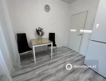 45 м², 1-комнатная квартира, этаж 6 из 9, 45 м², посуточно, изображение - 4