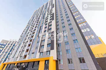 1-комнатная квартира, этаж 1 из 22, 42 м²