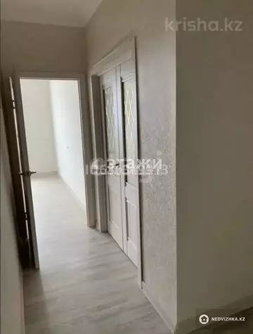 1-комнатная квартира, этаж 22 из 22, 42 м²