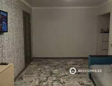 3-комнатная квартира, этаж 4 из 4, 55 м²