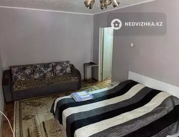 1-комнатная квартира, этаж 1 из 5, 32 м², посуточно