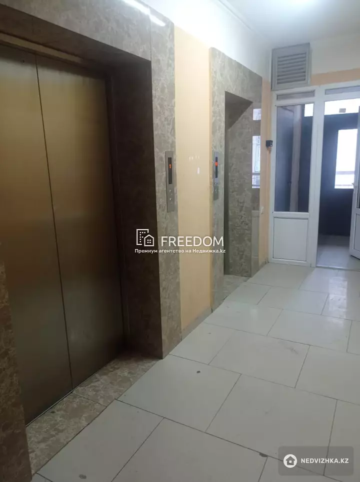 68 м², 2-комнатная квартира, этаж 11 из 12, 68 м², изображение - 1