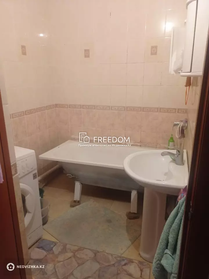 68 м², 2-комнатная квартира, этаж 11 из 12, 68 м², изображение - 1