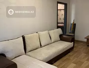 2-комнатная квартира, этаж 2 из 4, 43 м²