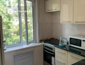 2-комнатная квартира, этаж 2 из 4, 43 м²