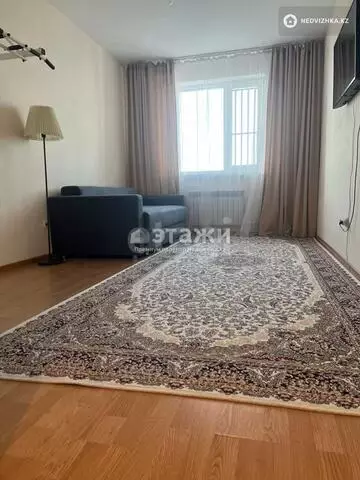 1-комнатная квартира, этаж 13 из 18, 36 м²