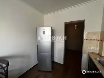 2-комнатная квартира, этаж 3 из 5, 60 м², на длительный срок