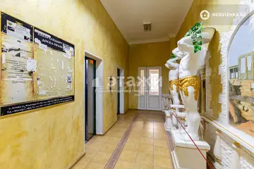1-комнатная квартира, этаж 4 из 11, 52 м²