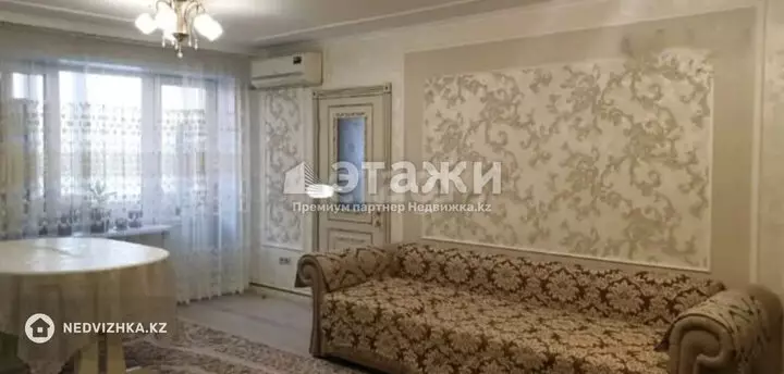 76 м², 4-комнатная квартира, этаж 3 из 5, 76 м², изображение - 1