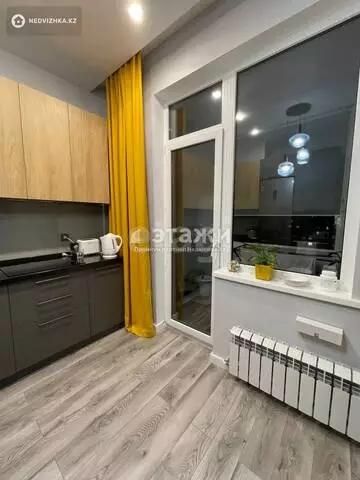2-комнатная квартира, этаж 9 из 9, 58 м²