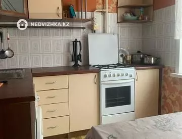 2-комнатная квартира, этаж 4 из 9, 52 м²