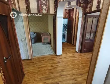 3-комнатная квартира, этаж 3 из 5, 68 м²