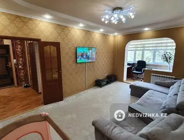 3-комнатная квартира, этаж 3 из 5, 68 м²