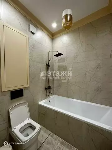 3-комнатная квартира, этаж 2 из 10, 92 м²