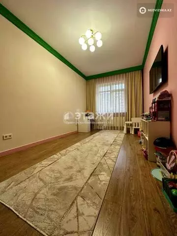 3-комнатная квартира, этаж 2 из 10, 92 м²