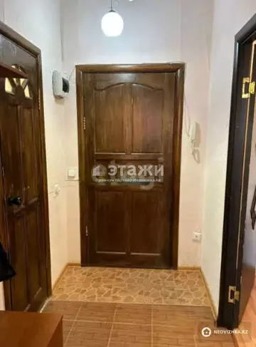 1-комнатная квартира, этаж 11 из 12, 40 м²