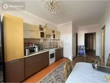 78.3 м², 3-комнатная квартира, этаж 4 из 5, 78 м², изображение - 2