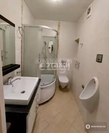 4-комнатная квартира, этаж 2 из 12, 124 м²