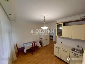 4-комнатная квартира, этаж 2 из 12, 124 м²