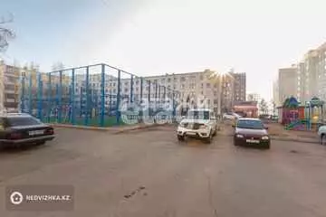 2-комнатная квартира, этаж 7 из 9, 81 м²