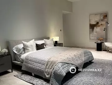 2-комнатная квартира, этаж 8 из 10, 90 м²
