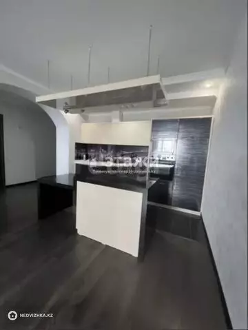 3-комнатная квартира, этаж 8 из 16, 98 м²