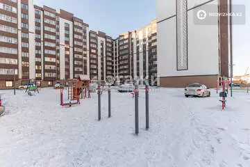 3-комнатная квартира, этаж 2 из 10, 93 м²