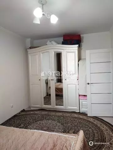 1-комнатная квартира, этаж 6 из 9, 38 м²