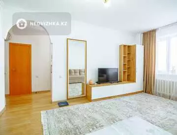 1-комнатная квартира, этаж 12 из 13, 50 м²