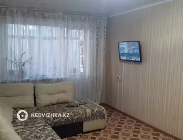 3-комнатная квартира, этаж 4 из 5, 65 м²