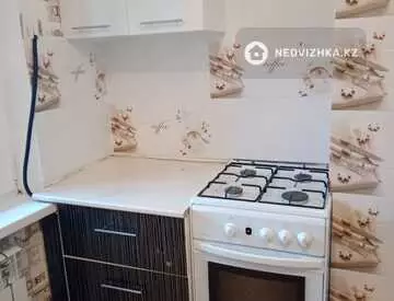 1-комнатная квартира, этаж 4 из 5, 30 м²