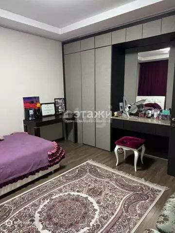 4-комнатная квартира, этаж 7 из 34, 128 м²