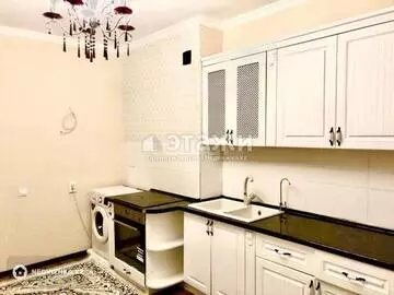 3-комнатная квартира, этаж 13 из 16, 98 м²