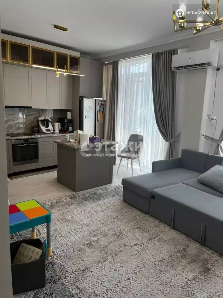 104 м², 4-комнатная квартира, этаж 2 из 7, 104 м², изображение - 1