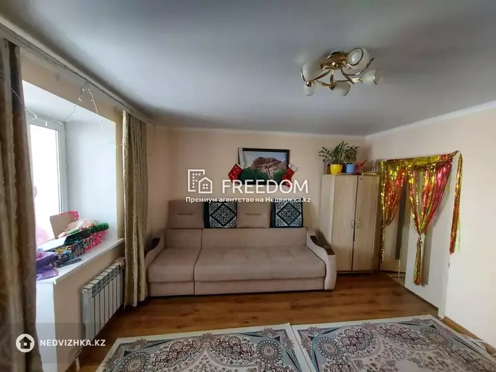 45 м², 1-комнатная квартира, этаж 2 из 9, 45 м², изображение - 1